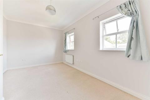 54 Cavendish Walk, Epsom, KT19 8AP