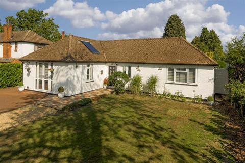 Sycamores Grange Road, Leatherhead, KT22 7JU