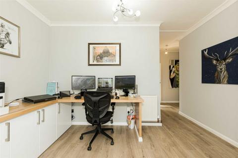 Sycamores Grange Road, Leatherhead, KT22 7JU