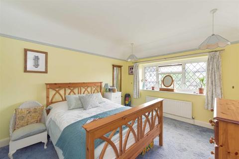 131a Albert Road, Epsom, KT17 4EN