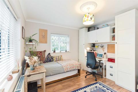 131a Albert Road, Epsom, KT17 4EN