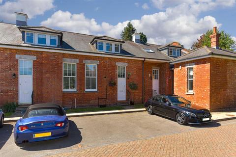 7, York Court Manor Crescent, Epsom, KT19 7EY