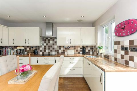 2 Wyeths Road, Epsom, KT17 4EB
