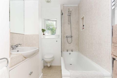 2 Wyeths Road, Epsom, KT17 4EB