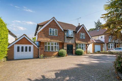 26 The Green, Epsom, KT17 3JN