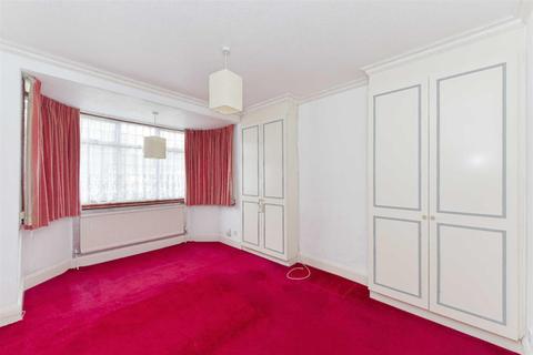 62 Tattenham Grove, Epsom, KT18 5QP