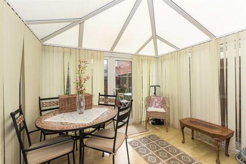 6 Manor Crescent, Epsom, KT19 7EF