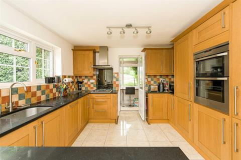 37 Mospey Crescent, Epsom, KT17 4NA