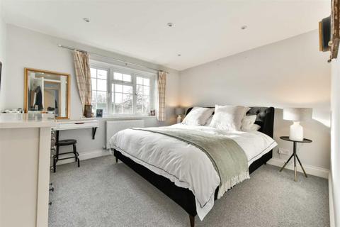 79 Upper High Street, Epsom, KT17 4RA