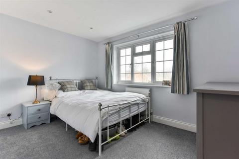 79 Upper High Street, Epsom, KT17 4RA