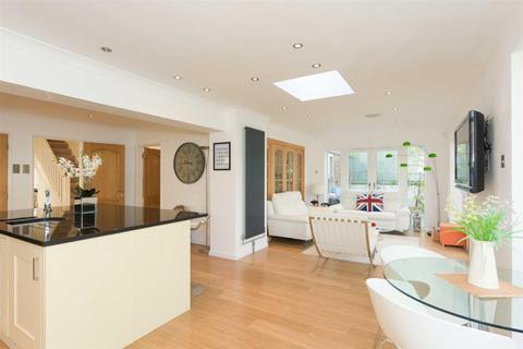 4 Buckland Road, Cheam, Sutton, SM2 7LL