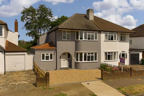 103 Hazon Way, Epsom, KT19 8HG