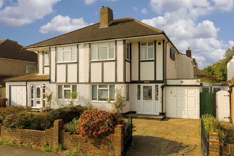 47 Hazon Way, Epsom, KT19 8HD