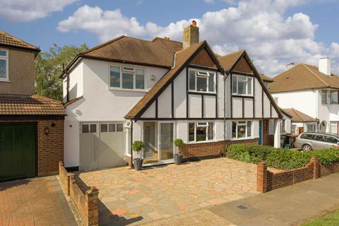 63 Hazon Way, Epsom, KT19 8HG