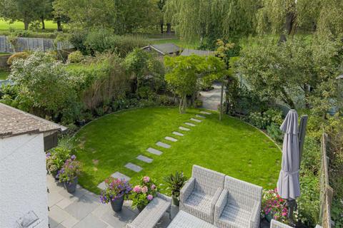 63 Hazon Way, Epsom, KT19 8HG