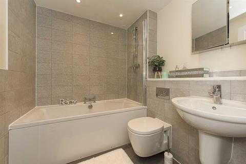 1 Rona Maclean Close, Epsom, KT19 8FU