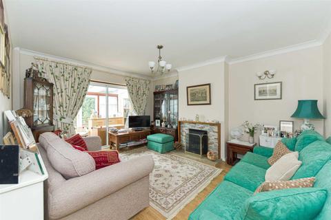 37 West Street, Epsom, KT18 7RR