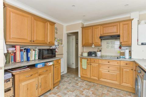 37 West Street, Epsom, KT18 7RR