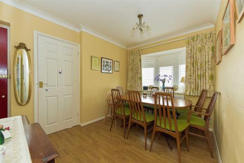 37 West Street, Epsom, KT18 7RR