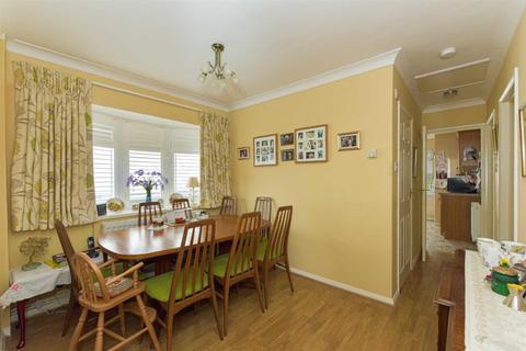37 West Street, Epsom, KT18 7RR
