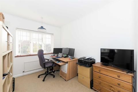 81 Tattenham Crescent, Epsom, KT18 5NY