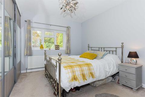 81 Tattenham Crescent, Epsom, KT18 5NY