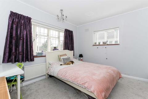 81 Tattenham Crescent, Epsom, KT18 5NY