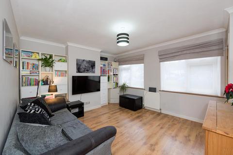 120 Horton Hill, Epsom, KT19 8ST
