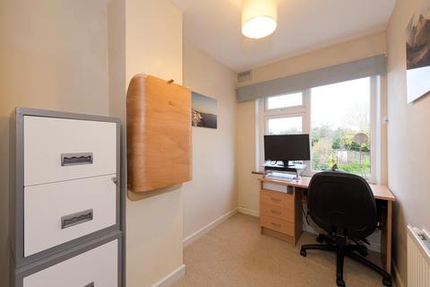 120 Horton Hill, Epsom, KT19 8ST