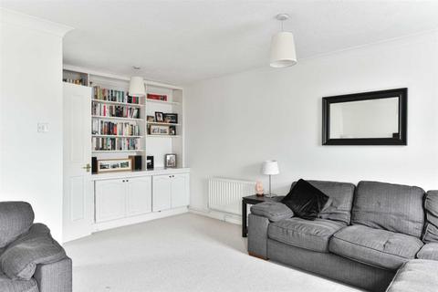 20 Mill View Close, Ewell, Epsom, KT17 2DW