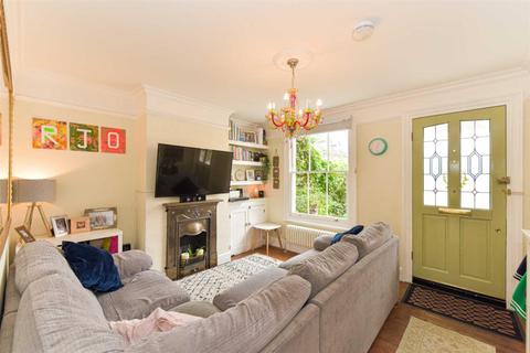 16 Leith Road, Epsom, KT17 1DA