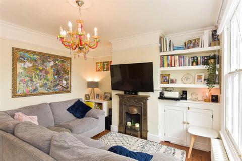 16 Leith Road, Epsom, KT17 1DA