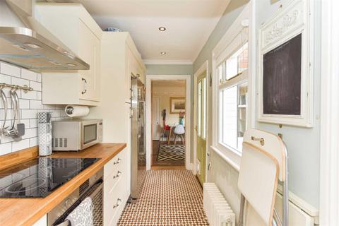 16 Leith Road, Epsom, KT17 1DA
