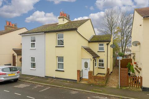 15 Providence Place, Epsom, KT17 4BB