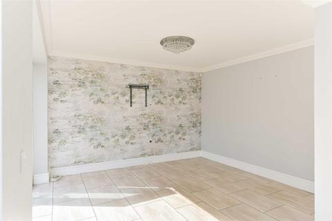 2a North View Crescent, Epsom Downs, Epsom, KT18 5UR