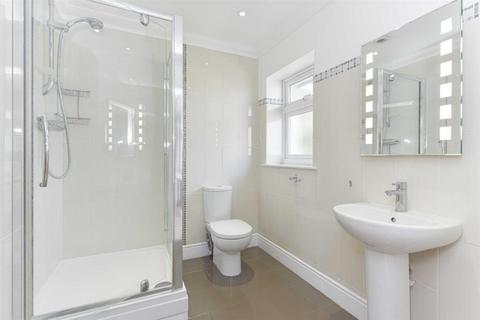 2a North View Crescent, Epsom Downs, Epsom, KT18 5UR