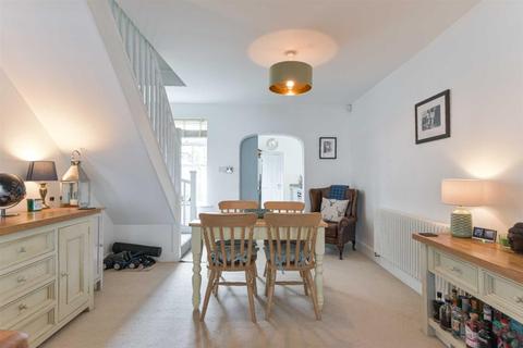 4 Albert Road, Epsom, KT17 4EH