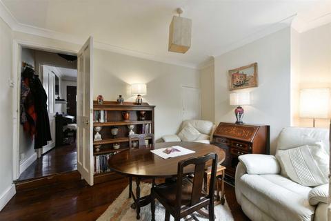 10 Adelphi Road, Epsom, KT17 1JB