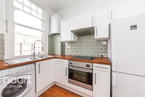 2 bedroom flat to rent, Queenstown Road, SW8