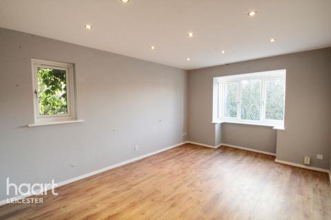 20 Pickering Close, Leicester, LE4 6ER