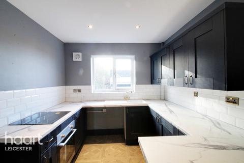 20 Pickering Close, Leicester, LE4 6ER