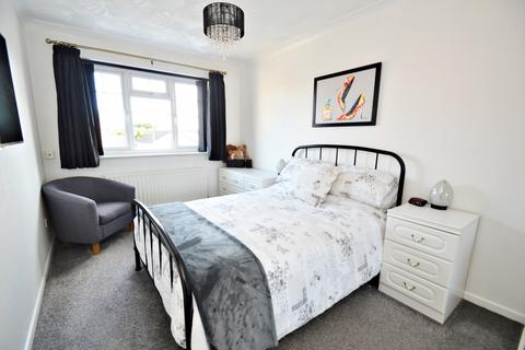 53 Copper Beech Gardens, Bournemouth, BH10 5DB