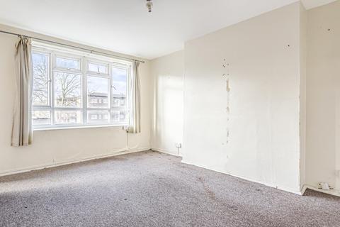 22 Maple Avenue, London, W3 7LE