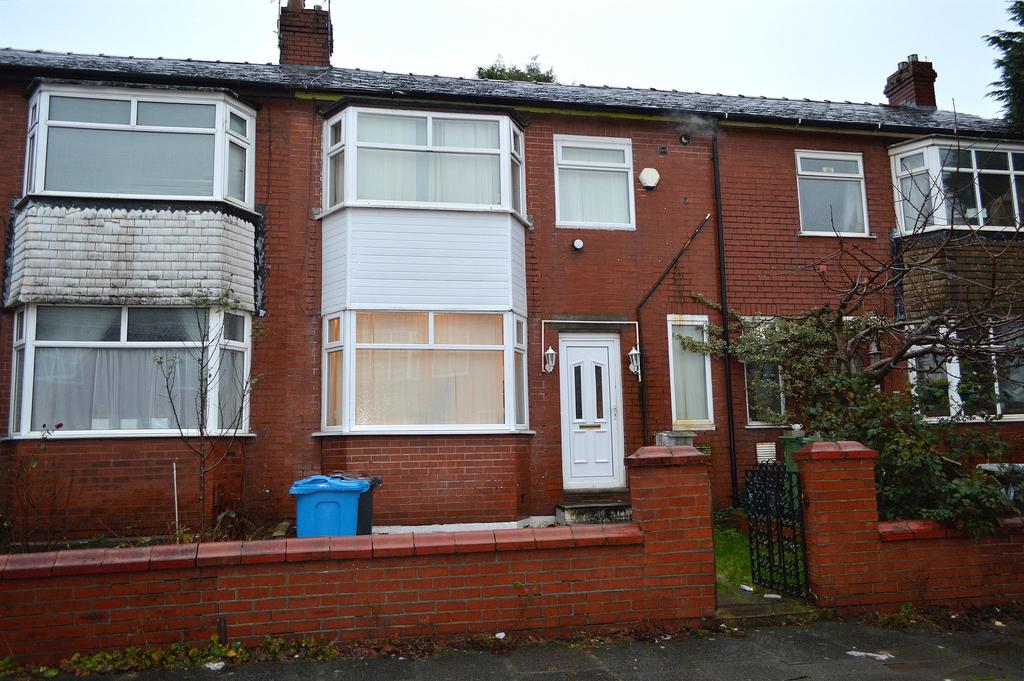 Crescent, Oldham, OL8 4LT 3 bed semidetached house £125,000