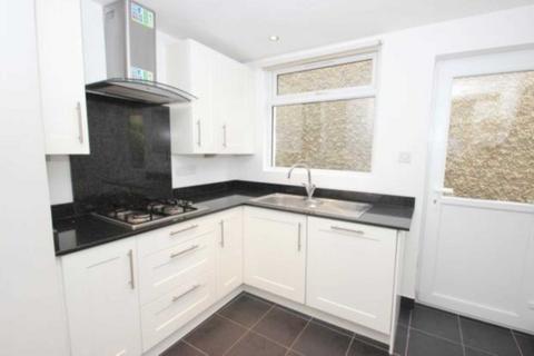 4 bedroom semi-detached house to rent, Minster Road, East Oxford *HMO Property*