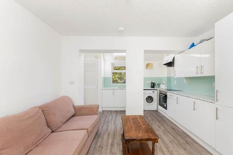 4 bedroom end of terrace house to rent, Valentia Road, Headington *Student Property 2025*