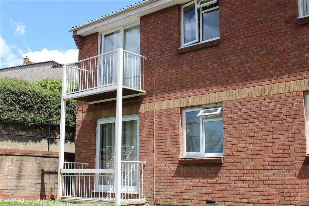 St Aidans Close, St BRISTOL BS5 1 bed flat £600 pcm (£138 pw)