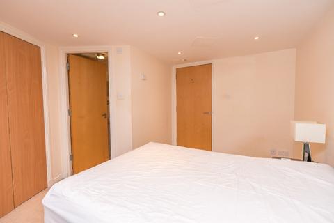 2 bedroom flat to rent, Tytler Court, Abbeyhill, Edinburgh, EH8