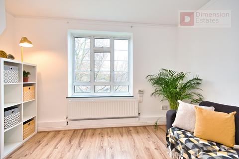 3 bedroom flat to rent, Brooke Road, Upper Clapton, Hackney, London, E5