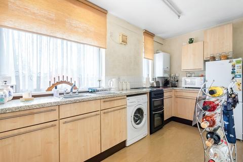 88 Lambscroft Avenue, London, SE9 4PB